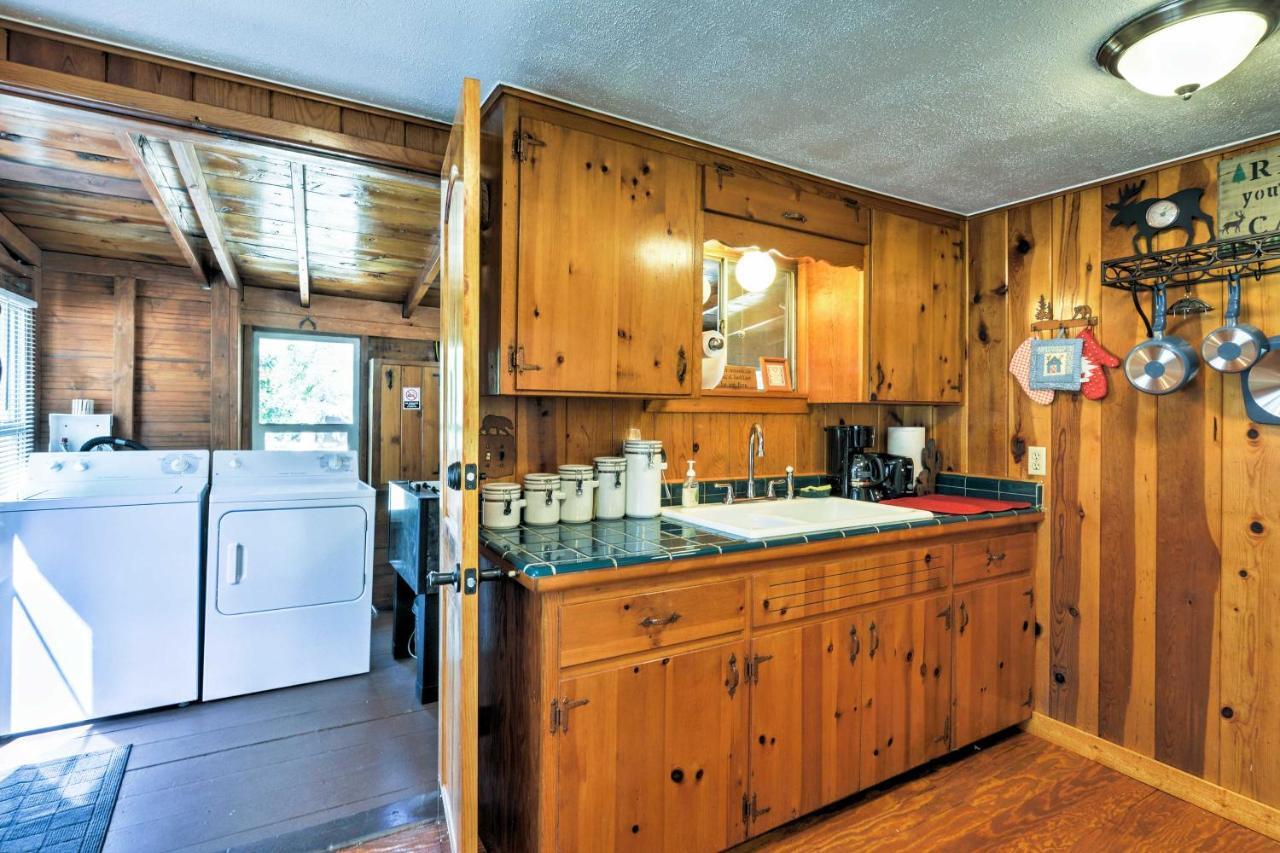 Cozy Cabin With Ac And Deck, 5 Mi To Downtown Prescott Villa ภายนอก รูปภาพ
